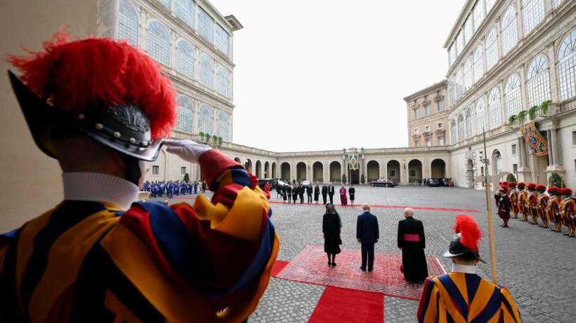 İngiltere Kralı Charles, Vatikan’da - Resim: 5