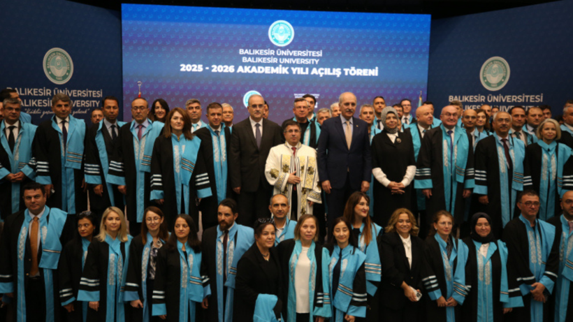 Kurtulmuş: Artık sadece demokrasinin konuşulduğu yeni bir döneme gireceğiz - Resim : 1