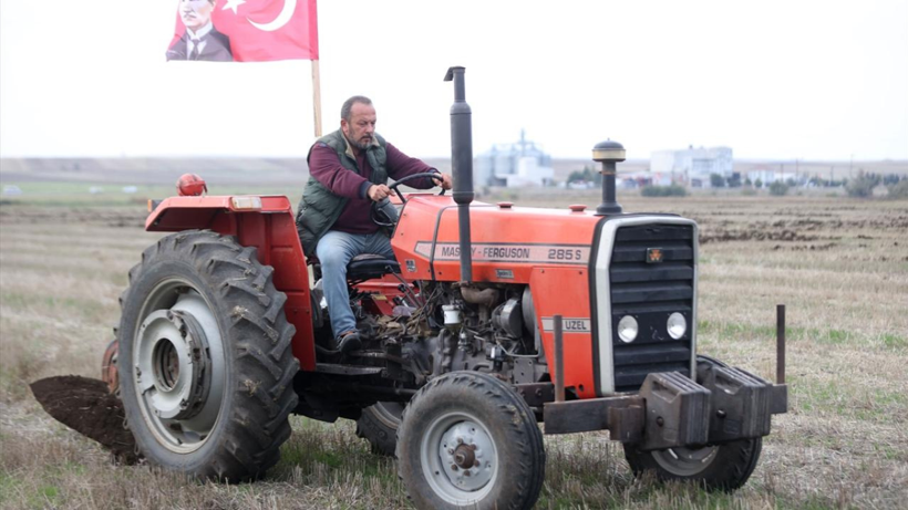 Kırklarelili çiftçi tarlasına pullukla "Cumhuriyet 102 yaşında" yazdı - Resim: 4