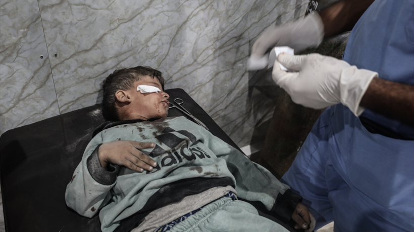 İsrail’in Nuseyrat Kampı’na Saldırısında 3 Filistinli Hayatını Kaybetti - Resim : 2