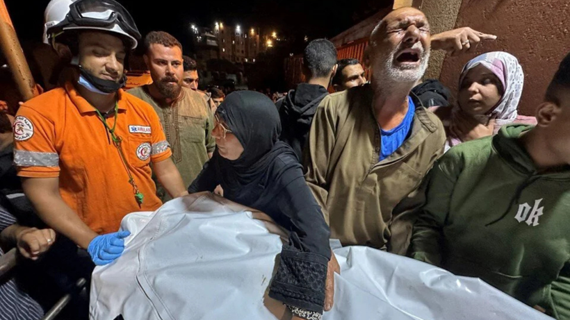 İsrail’in Nuseyrat Kampı’na Saldırısında 3 Filistinli Hayatını Kaybetti - Resim : 3