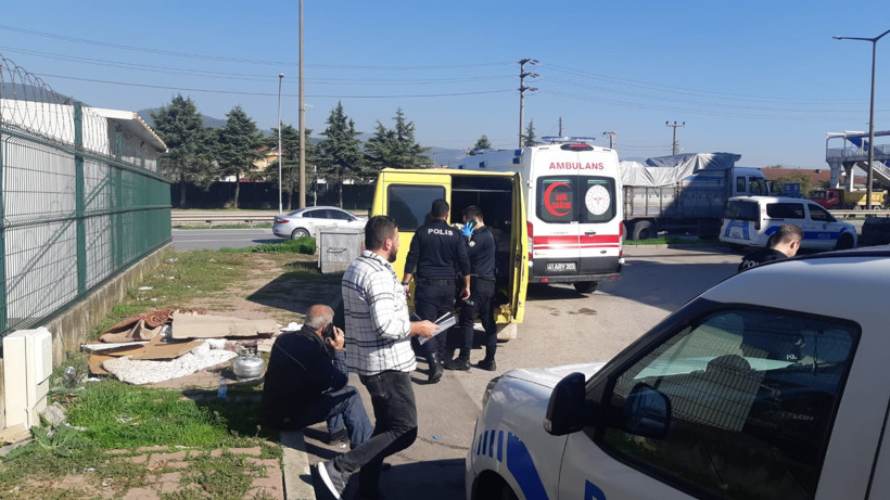 7 yıldır yalnız yaşadığı minibüste zehirlenip öldü - Resim : 1