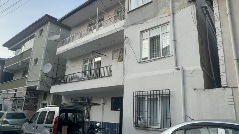 Kocaeli'de kolonları çatlayan 3 bina daha boşaltıldı - Resim: 5