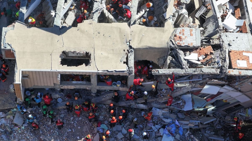 Enkazdan kurtarılan Dilara'ya acı haber verildi - Resim: 2