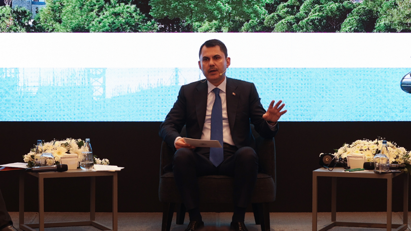 Bakan Kurum, genç mühendis ve mimarlara Hatay’da asrın inşasını anlattı: Bu size hayat tecrübesi katacak - Resim: 1