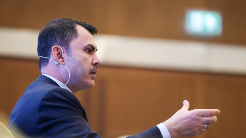 Bakan Kurum, genç mühendis ve mimarlara Hatay’da asrın inşasını anlattı: Bu size hayat tecrübesi katacak - Resim: 4