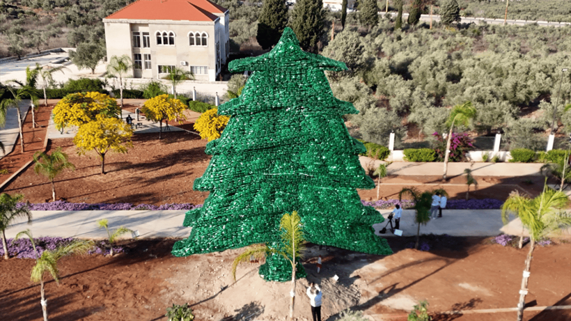 Lübnanlı Chaptini, dünyanın en büyük plastik sedir ağacıyla Guinness Rekorlar Kitabı'na girdi - Resim: 2