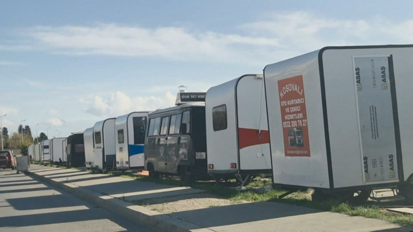 Beylikdüzü'nde sahil şeridi karavan parkına döndü; mahalleli tepkili - Resim: 8