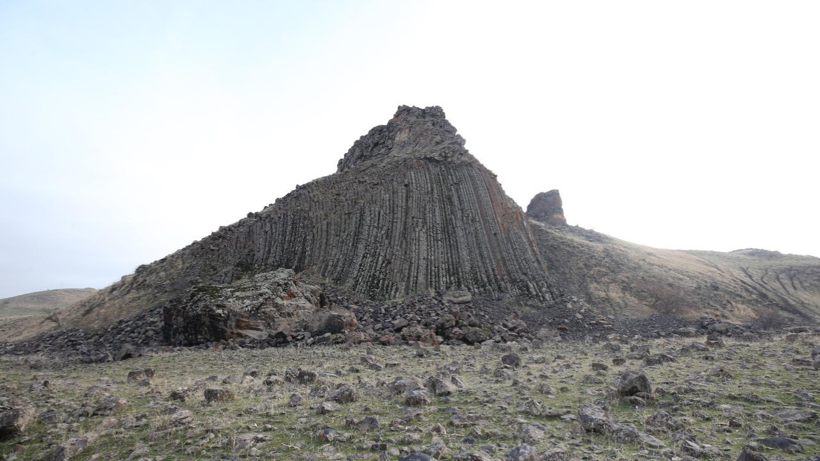 Muş'ta beşgen bazalt kayalıklar ilgi çekiyor - Resim: 6