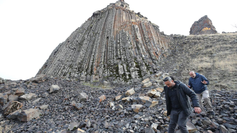 Muş'ta beşgen bazalt kayalıklar ilgi çekiyor - Resim: 4