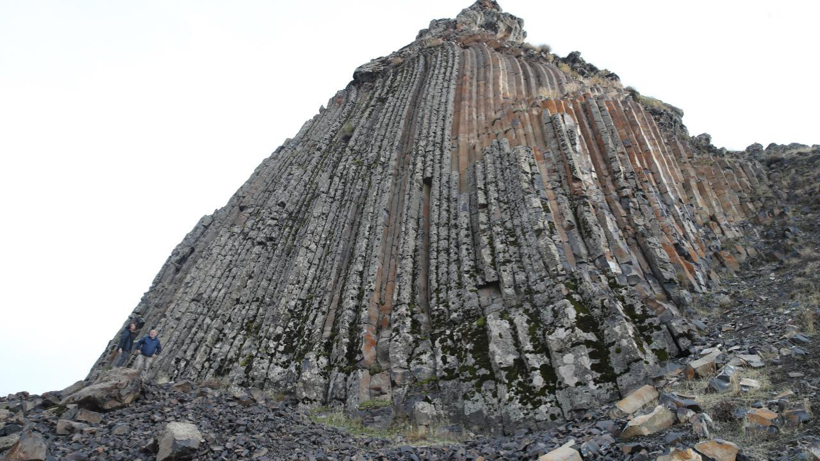 Muş'ta beşgen bazalt kayalıklar ilgi çekiyor - Resim: 1