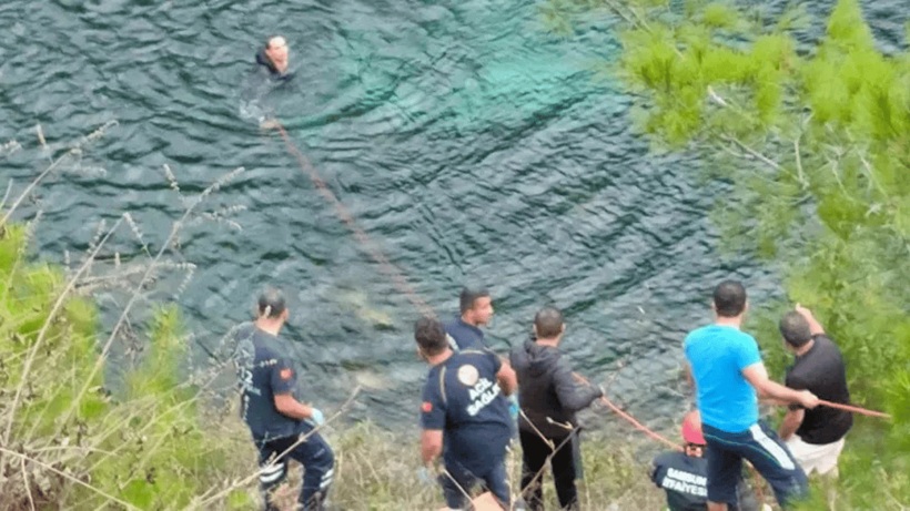 Eşini ve çocuğunu öldürmekle suçlanıyordu! Cezaevinde intihar etti - Resim: 1