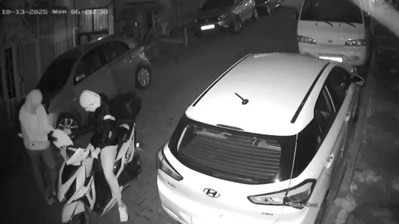 Dürümcüye intikam saldırısı! Evin kurşunlandığı anlar ortaya çıktı - Resim: 4