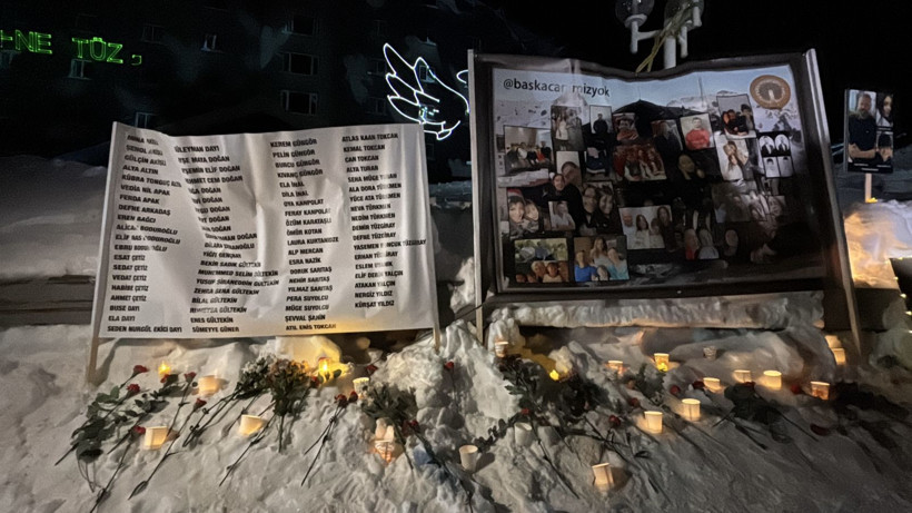 Kartalkaya yangın faciasının yıldönümünde acılı aileler 78 can için gökyüzüne fener bıraktı - Resim: 10