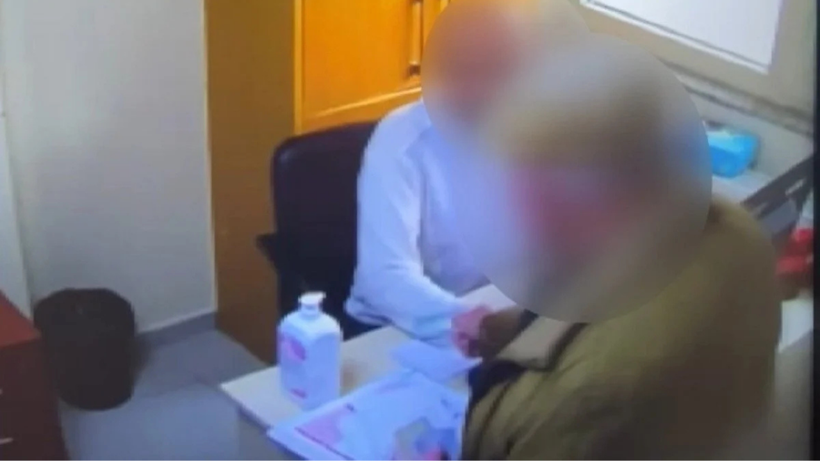 &Uuml;sk&uuml;dar Devlet Hastanesi'nde r&uuml;şvet soruşturması! 2 doktor g&ouml;zaltında - Resim : 1