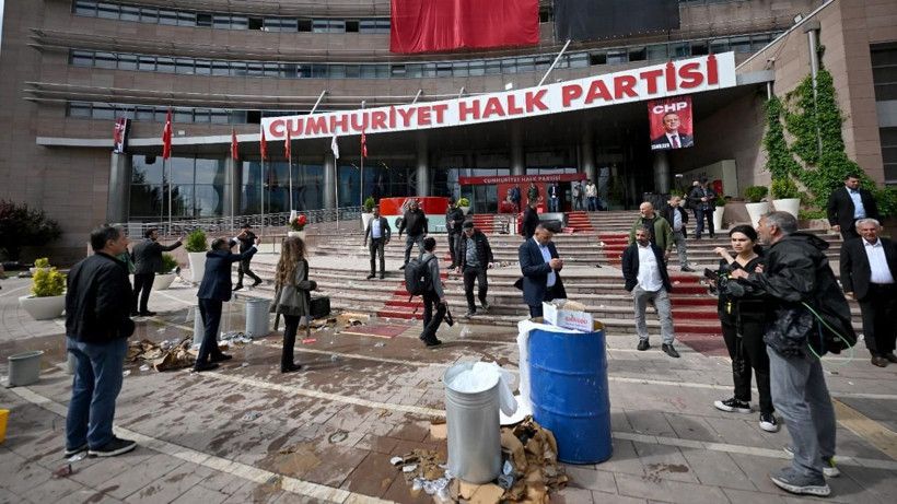 CHP'de Büyük Hamle! Özgür Özel ve ekibi neden istifa etti? Hedef olağanüstü kurultay mı? - Resim: 7