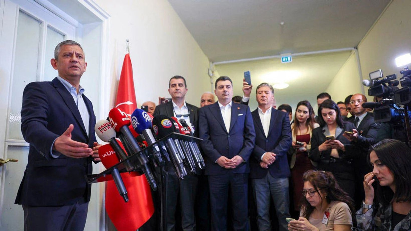 CHP'de Büyük Hamle! Özgür Özel ve ekibi neden istifa etti? Hedef olağanüstü kurultay mı? - Resim: 8