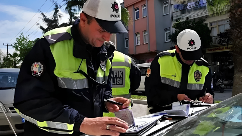 Trafikte yeni yaptırımlar geliyor - Resim : 1