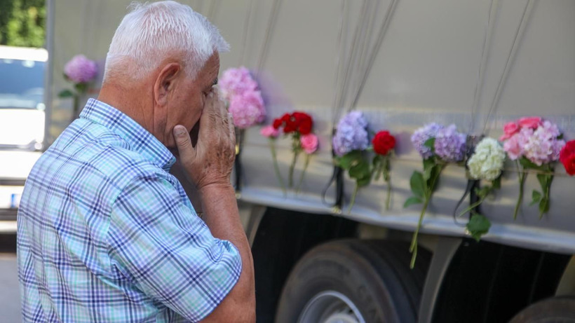 Srebrenitsa katliamının kurbanları Potoçari'ye uğurlandı - Resim: 6
