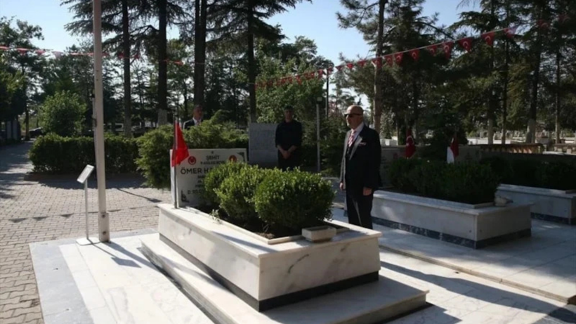 15 Temmuz'un 10. yılında şehit Ömer Halisdemir unutulmadı - Resim : 1