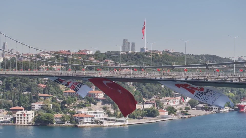 15 Temmuz Demokrasi ve Şehitleri Anma Yürüyüşü havadan görüntülendi: Unutmayacağız, unutturmayacağız - Resim: 6