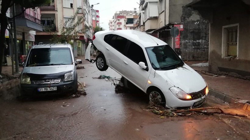 Antalya'daki sel felaketinin ardından İçişleri Bakanı Süleyman Soylu bölgeye intikal etti - Resim : 8