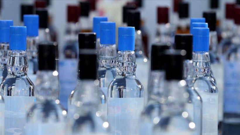 Alkollü içki satışına yönelik düzenlemeler Resmi Gazete'de yayımlanarak yürürlüğe girdi! Çok küçük ve büyük ambalajlı alkol satışına yasak... - Resim : 3