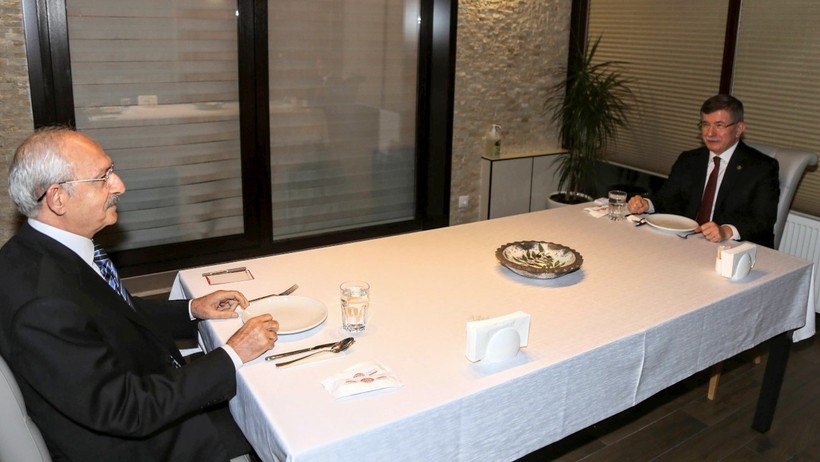 6'lı masada yeni cephenin adı Ahmet Davutoğlu - Meral Akşener! - Resim : 6