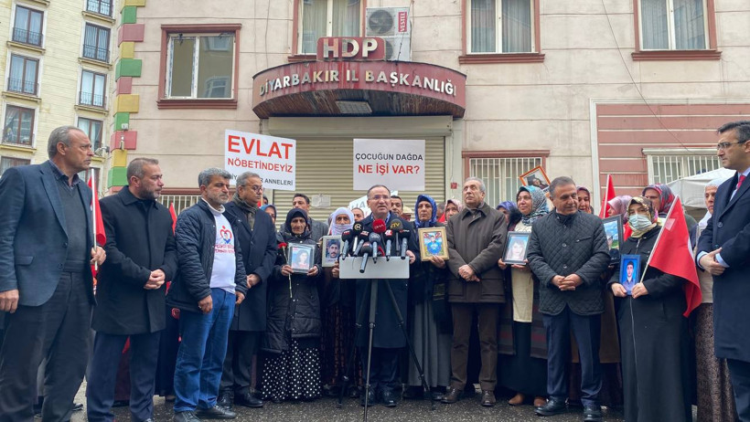Adalet Bakanı Bekir Bozdağ: Millet İttifakı cumhurbaşkanı adayından da yavrularınızı isteyin - Resim : 1