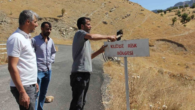 Adıyaman'da 'kuduz at' paniği: Çobanpınar köyü 6 ay karantinaya alındı - Resim : 2