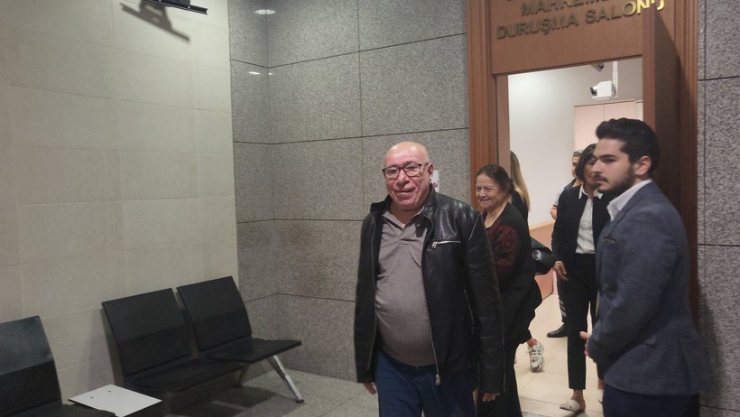 İlyas Salman Cumhurbaşkanı'na hakaret iddiasıyla hakim karşısına çıktı - Resim : 1