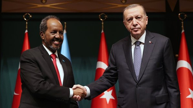 Son Dakika: Cumhurbaşkanı Erdoğan'dan Dolmabahçe'de önemli kabul! Somali Cumhurbaşkanı Hasan Şeyh Mahmud ile görüşecek - Resim : 2