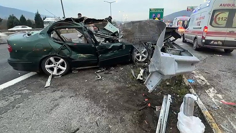 Düzce'de Anadolu Otoyolunda yaşanan feci kazada çok sayıda yaralı var - Resim : 3