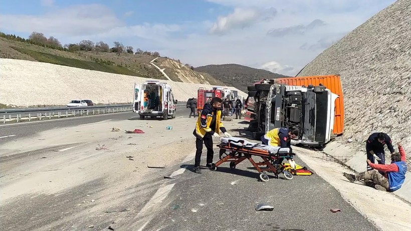 Balıkesir'de korkunç olay: Karı-kocayı ölüm ayırdı! 52 koyun da telef oldu - Resim : 2