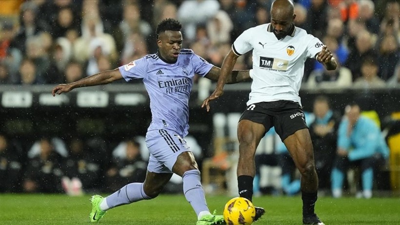 Valencia-Real Madrid maçında çok konuşulacak karar! - Resim : 1