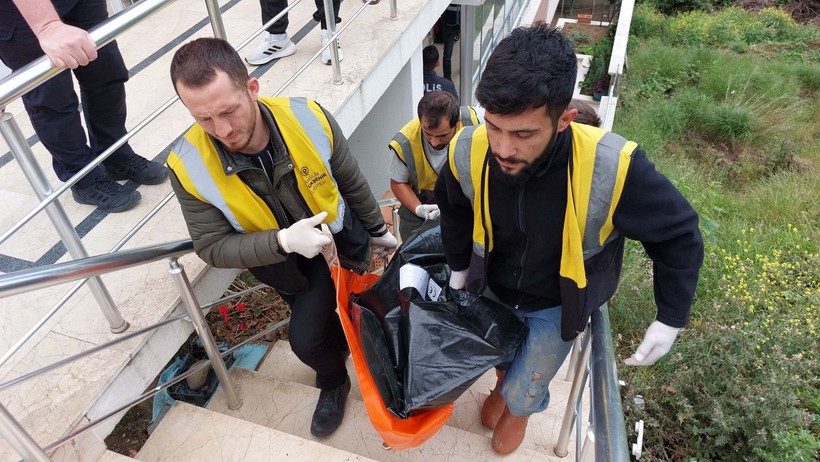 5 aylık hamile 3 çocuk annesi ipe asılı halde bulundu - Resim: 7