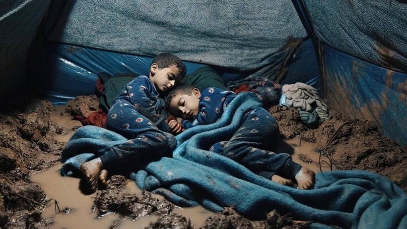 Kayıp nesil korkusu: Gazze'de eğitim yılı tüm okullar kapalı başladı - Resim : 7