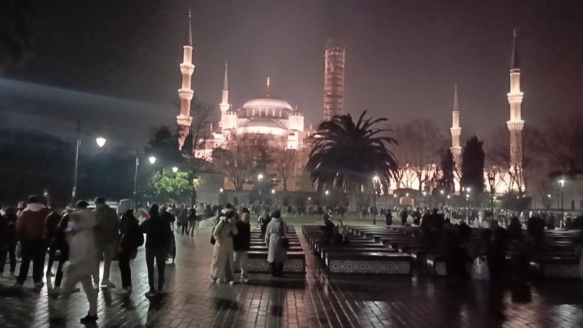 İstanbul’da tarihi Gazze mitingi: Binlerce kişi Filistin için Galata’da buluştu - Resim : 5