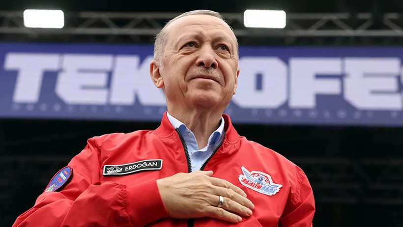 Cumhurbaşkanı Erdoğan KKTC'de konuştu: "Biz bu toprakların sahibiyiz" - Resim : 2