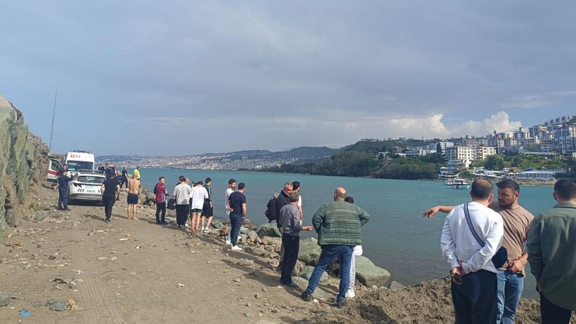 Trabzon'da denize giren 14 ve 16 yaşındaki 2 arkadaş, boğuldu - Resim : 1
