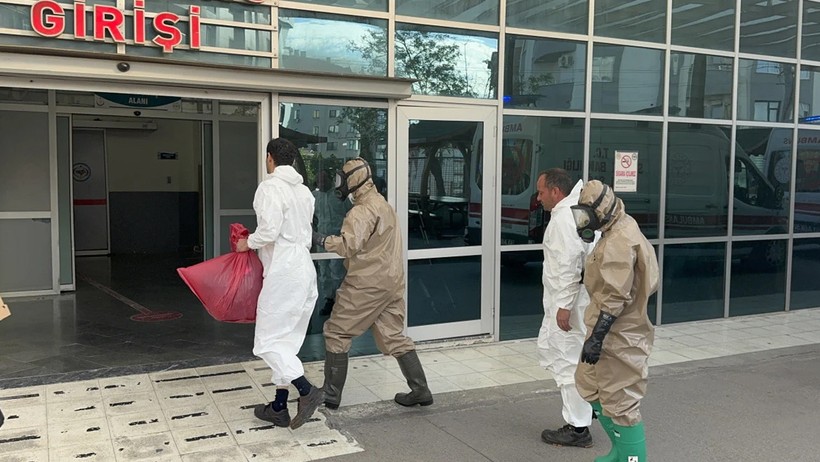 Kocaeli'de kimyasal temas paniği yaşandı: 4 işçi tedavi altına alındı - Resim : 2