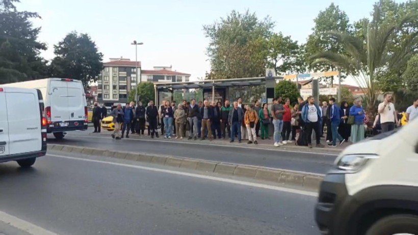 İstanbul’da ulaşım krizi: 3 bin halk otobüsü kontak kapattı! Uzlaşma sağlandı - Resim : 1