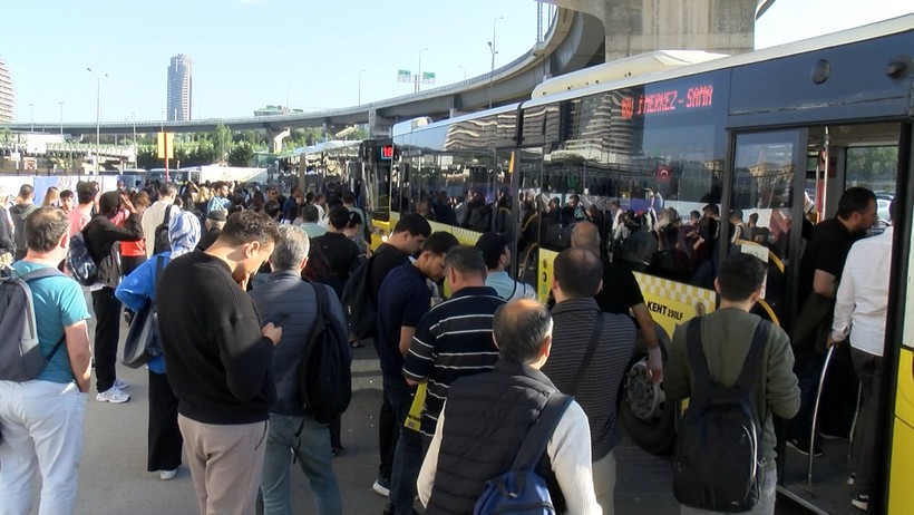 İstanbul’da ulaşım krizi: 3 bin halk otobüsü kontak kapattı! Uzlaşma sağlandı - Resim : 3