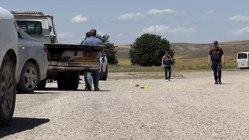 Baba oğlu kamyonetin içerisinde yakmıştı! Cinayetin sebebini itiraf etti - Resim : 2