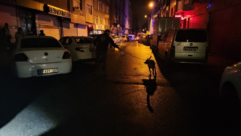 Kağıthane’de eğlence mekanına el bombalı saldırı: 7 yaralı - Resim: 7
