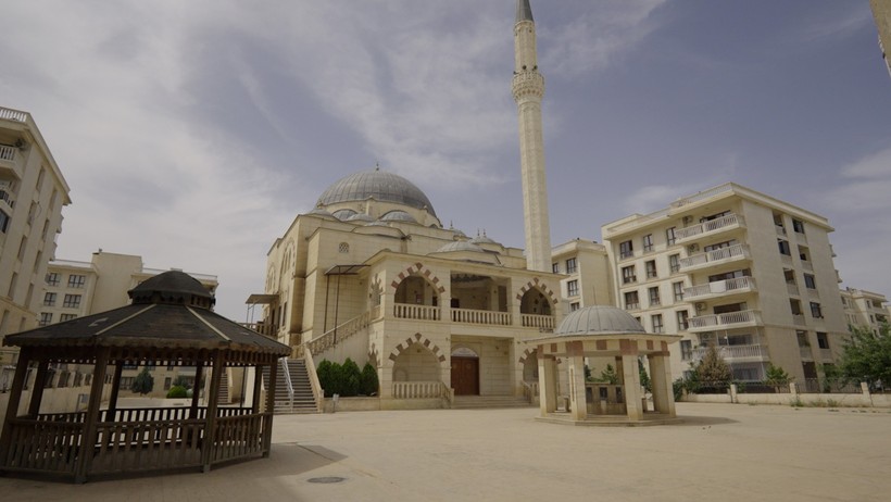 Bakan Kurum: Terörsüz Türkiye’yi inşa ederken terörün izlerini şehirlerimizden siliyoruz - Resim : 1