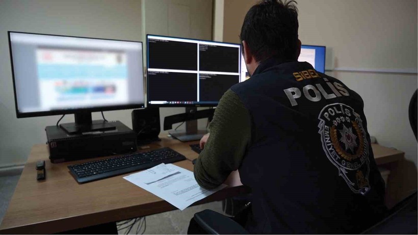 9 ilde 'bilişim suçları' operasyonlarında 144 şüpheli yakalandı, 89'u tutuklandı - Resim : 1