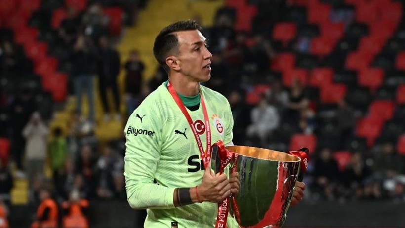 Muslera’ya Uruguay kancası: Transfer için resmi girişim başladı - Resim : 1