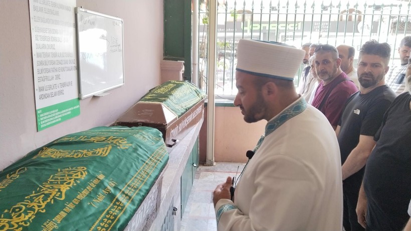 İzmir’de bayram dönüşü facia: Aynı kazada 5 can gitti - Resim : 4