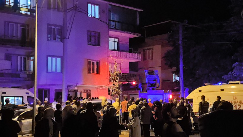 Bursa'da aile faciası: Eşini öldürüp intihar etti - Resim : 1